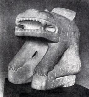 статуя человека-тигра из аньяна. мрамор. период шан (инь). 2 тыс. до н. э. пекин. музей гугун