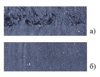 фотографии поперечных сечений переработанной резиновой крошки без воздействия ультразвука (а) и с его применением (б)