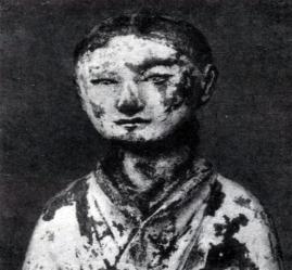 терракотовая статуэтка девушки. фрагмент. период хань. 3 в. до н. э. -- 3 в. н. э